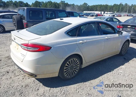 2017 Ford Fusion Titanium z USA, uszkodzony, nr VIN 3FA6P0K95HR332633